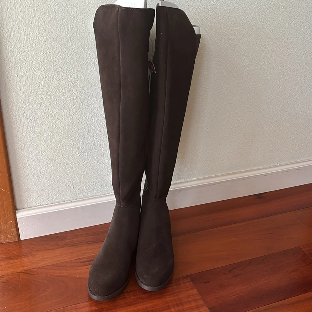 NWT Blondo waterproof boots